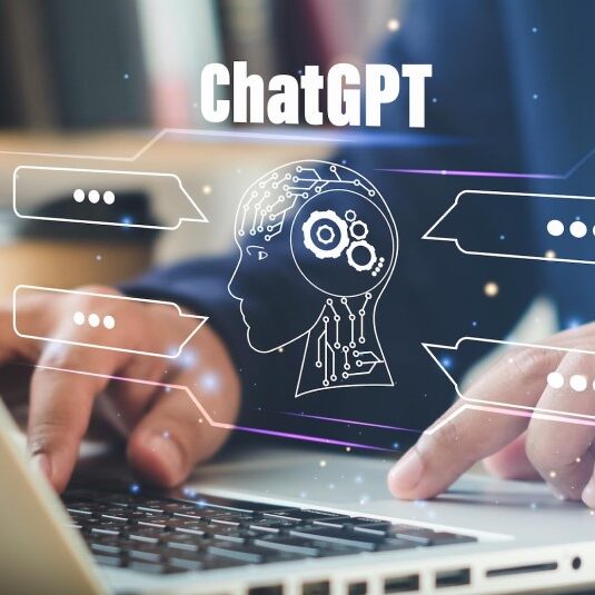 Искусственный интеллект ChatGPT – это чат-бот, который умеет генерировать информативные и связные ответы на задаваемые вопросы на естественном языке.